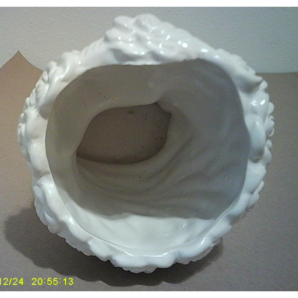 Sculpted Jardiniere English Romance Flower Vase Head Planter by Ashland Flower - Picture 4 of 6